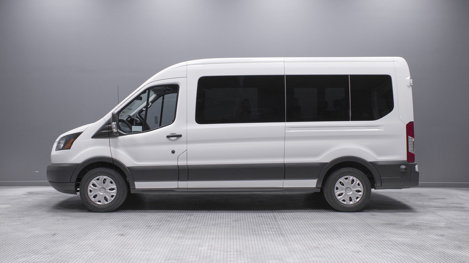 New 2018 Ford Transit Passenger Wagon XL Full-size Passenger Van in ...