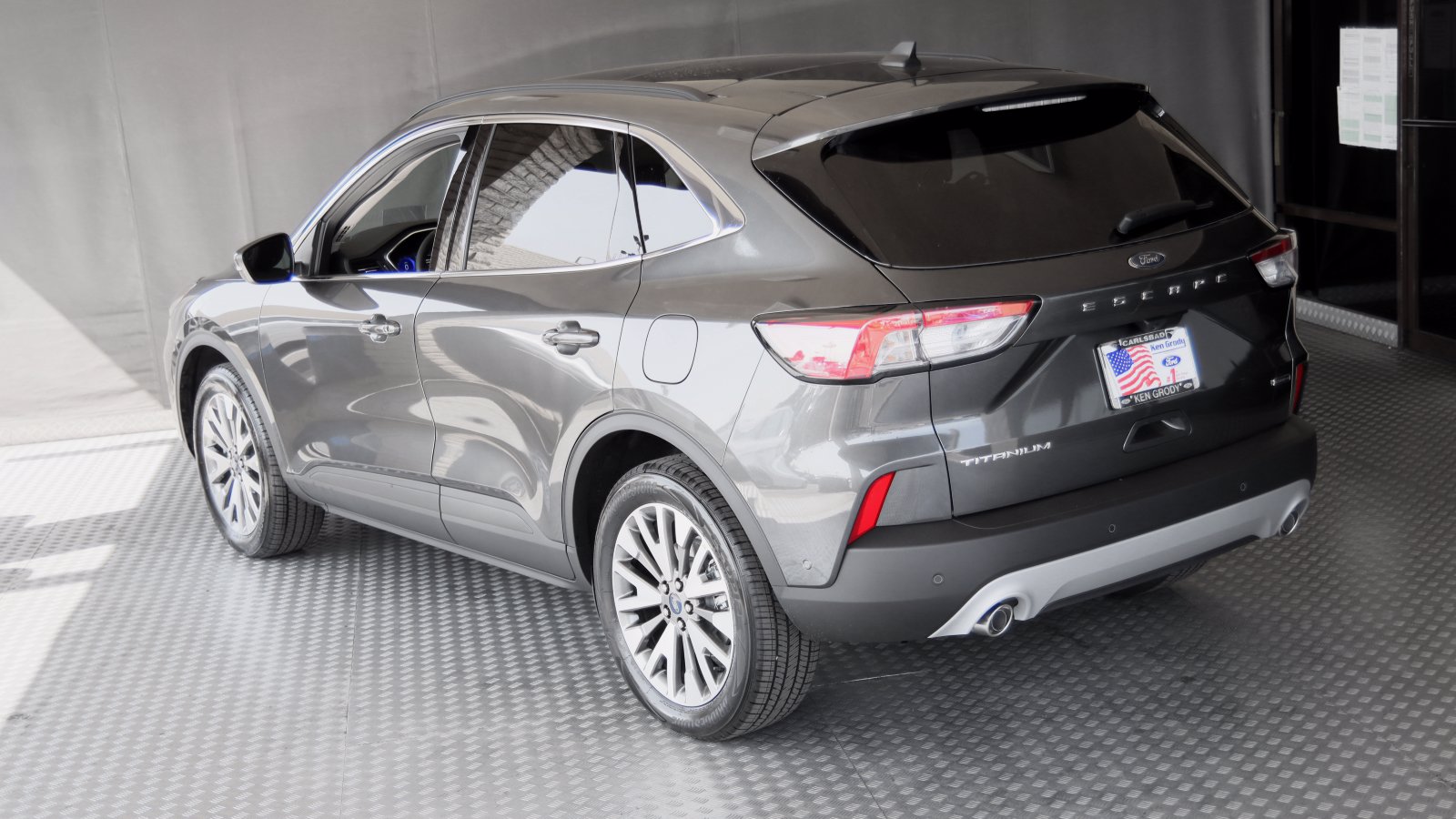 2020 ford escape titanium hybrid